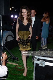 Kelly Brook feet photo thumbnail