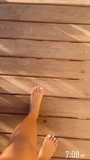 Angela Simmons feet photo thumbnail