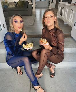 Lele Pons feet photo thumbnail
