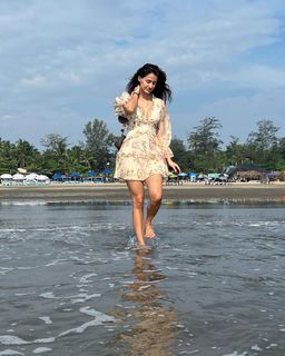 Disha Patani feet photo thumbnail