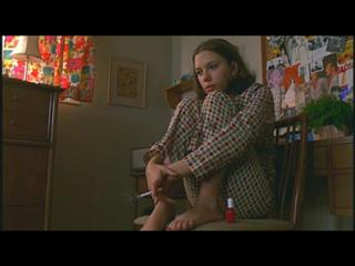 Scarlett Johansson feet photo thumbnail