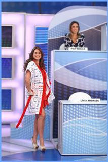 Lívia Andrade feet photo thumbnail