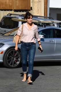 Jennifer Garner feet photo thumbnail