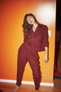 Phoebe Tonkin feet photo thumbnail