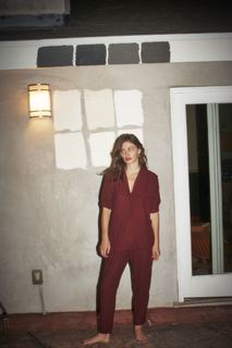Phoebe Tonkin feet photo thumbnail