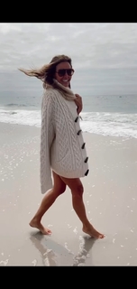 Kelly Bensimon feet photo thumbnail