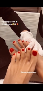 Giorgia Crivello feet photo thumbnail