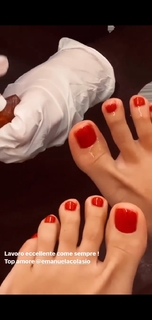 Giorgia Crivello feet photo thumbnail