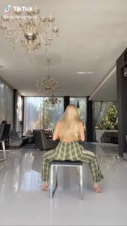 Katie Sigmond feet photo thumbnail