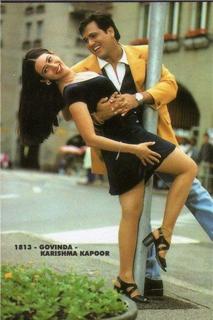 Karisma Kapoor feet photo thumbnail