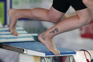Federica Pellegrini feet photo thumbnail
