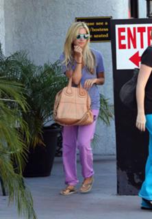 Ashley Tisdale feet photo thumbnail