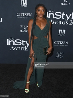 Simone Biles feet photo thumbnail