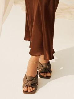 Lena Meyer-Landrut feet photo thumbnail