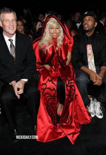 Nicki Minaj feet photo thumbnail