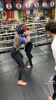 Katie Sigmond feet photo thumbnail