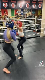 Katie Sigmond feet photo thumbnail