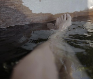 Nikki Reed feet photo thumbnail