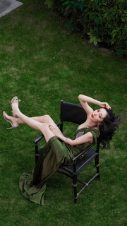 Mi Yang feet photo thumbnail