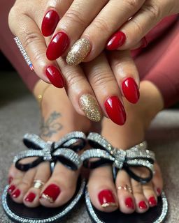 Deedee Rican feet photo thumbnail