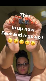 Deedee Rican feet photo thumbnail