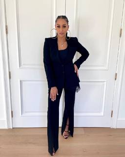 Tia Mowry feet photo thumbnail
