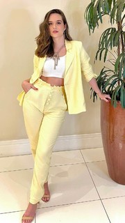 Juliana Paiva feet photo thumbnail