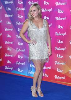 Tina O'Brien feet photo thumbnail