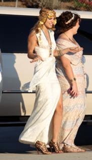 AnnaLynne McCord feet photo thumbnail