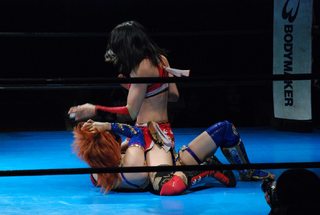 Kanako Urai feet photo thumbnail