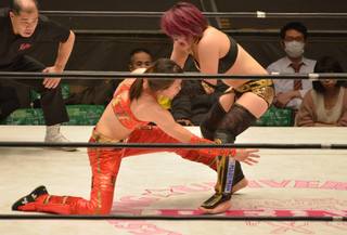 Kanako Urai feet photo thumbnail