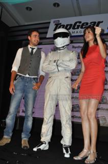 Anushka Sharma feet photo thumbnail