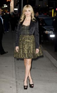 Sarah Michelle Gellar feet photo thumbnail