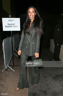 Rochelle Humes feet photo thumbnail