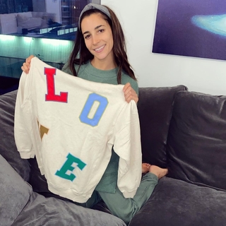 Aly Raisman feet photo thumbnail