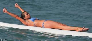 Helen Flanagan feet photo thumbnail
