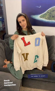 Aly Raisman feet photo thumbnail