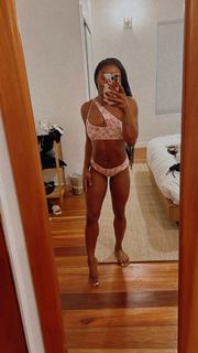 Simone Biles feet photo thumbnail