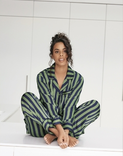Rochelle Humes feet photo thumbnail