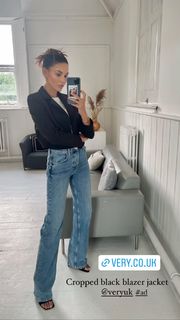 Michelle Keegan feet photo thumbnail