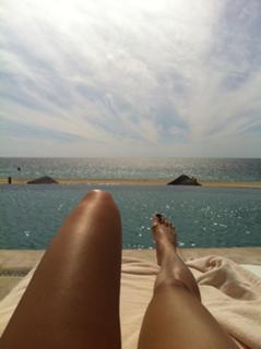 Lea Michele feet photo thumbnail