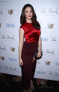 Emmy Rossum feet photo thumbnail