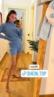 Melita Toniolo feet photo thumbnail