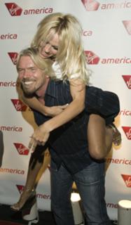 Pamela Anderson feet photo thumbnail