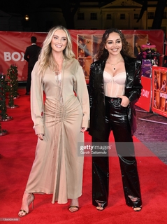 Perrie Edwards feet photo thumbnail