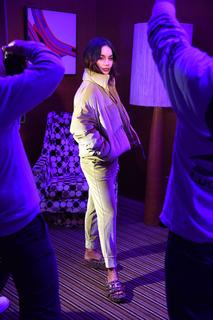 Vanessa Hudgens feet photo thumbnail