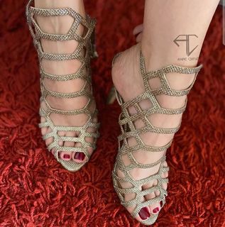 Alaine Crissiê feet photo thumbnail