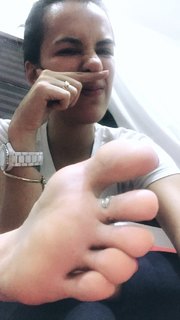 Alaine Crissiê feet photo thumbnail