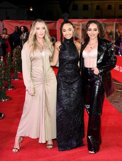 Perrie Edwards feet photo thumbnail