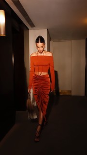 Bruna Marquezine feet photo thumbnail